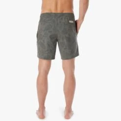 The Bayberry Trunk | 1Hotel Olive Tropical Taro 11 The Bayberry Trunk | 1Hotel Olive Tropical Taro -Fair Harbor Clothing Shop BAY7 309 Olive Tropical Taro 06