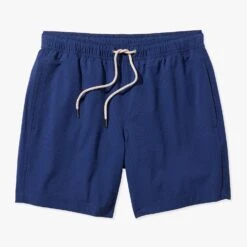 The Bayberry Trunk | Navy Seersucker