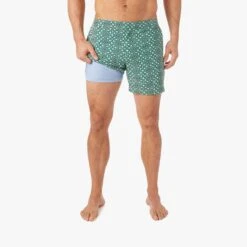 The Sextant Trunk | Green Sheri -Fair Harbor Clothing Shop SS002 SP22 in Studio photo Look33 SXT62 318 1435 bb6e5cd6 5dfc 41b4 9ff6 fbef07965cbb