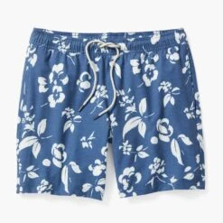 The Bayberry Trunk | Navy Floral